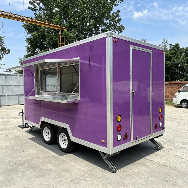 Trailer Katering Modern dengan - Street Food Snacks ulasan dan harga